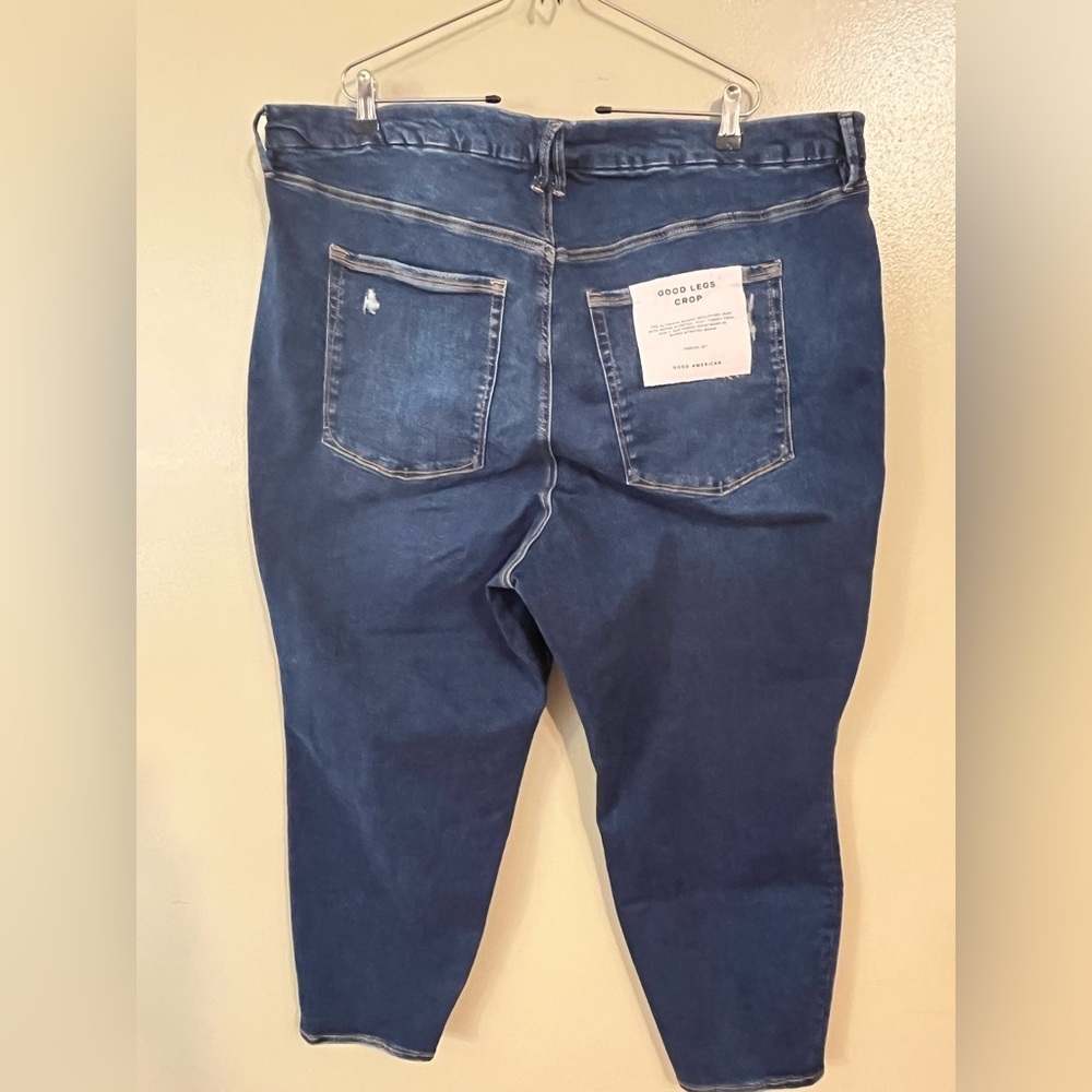 Good American Stretch Good Legs CropBlue Denim Jeans Size 28-33 New
